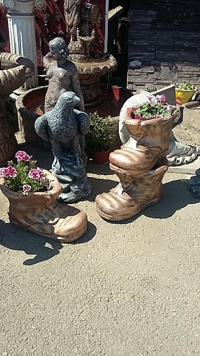 Ghiveci beton (bocancel)/ bocanc beton/ gheata din beton/gheata beton