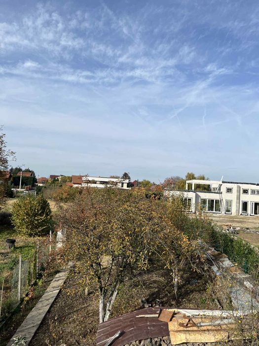 Inchiriez / Vand Casa  S+P+M titulescu 200mp teren1600mp