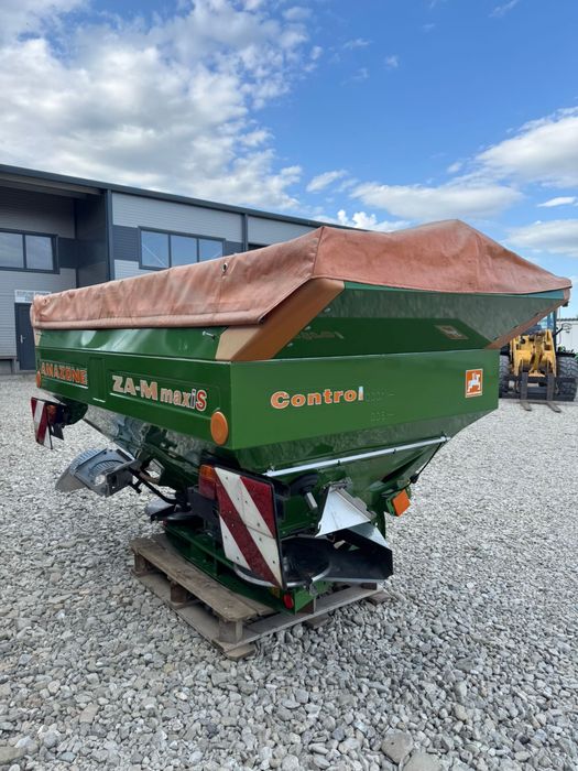 Distribuitor ingrasamant Amazone ZAM MAXIS 1500