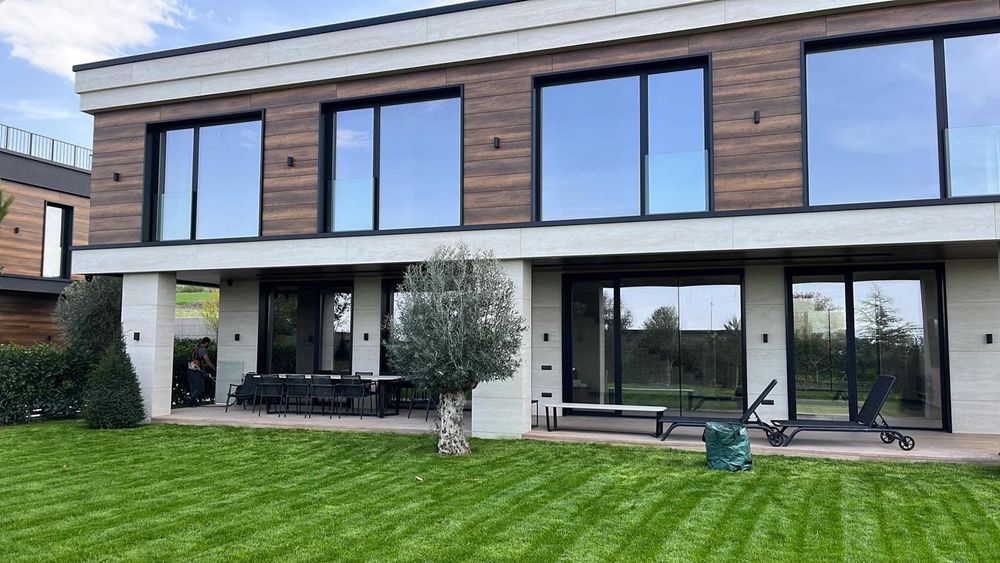 Озеленяване и услуги с мини багер – Пловдив и региона