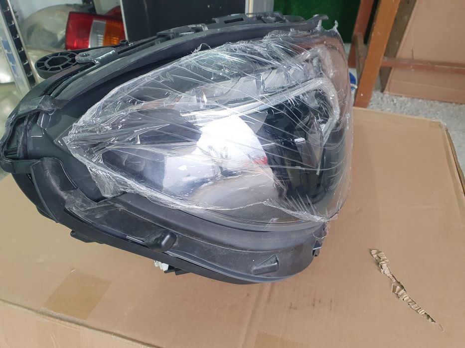 Фар за Ауди А8 4H0 941 004