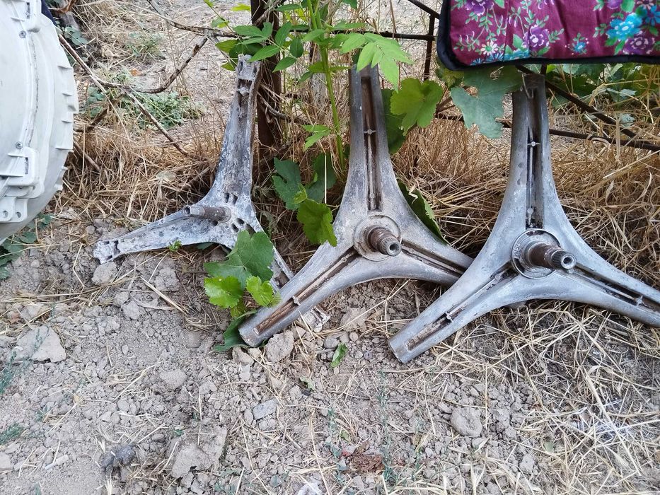 Крестовины для стиральных машын продаётся