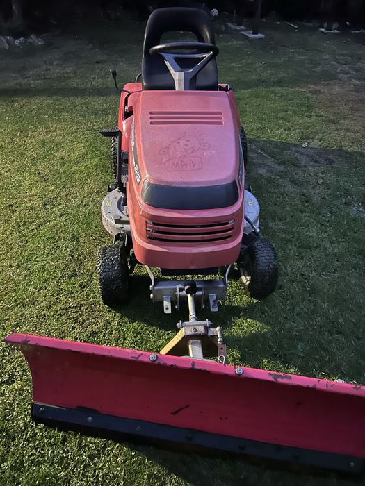Honda cu lama de zapada
