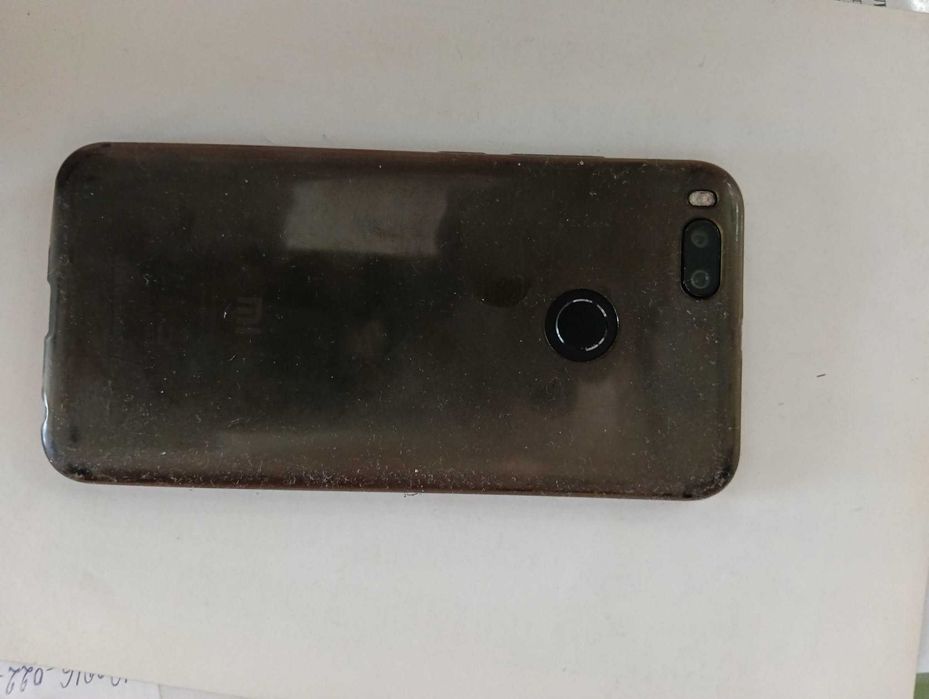 Телефон , Redmi 12 , работи