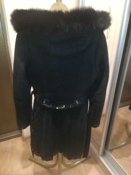 Продам дубленку женскую.