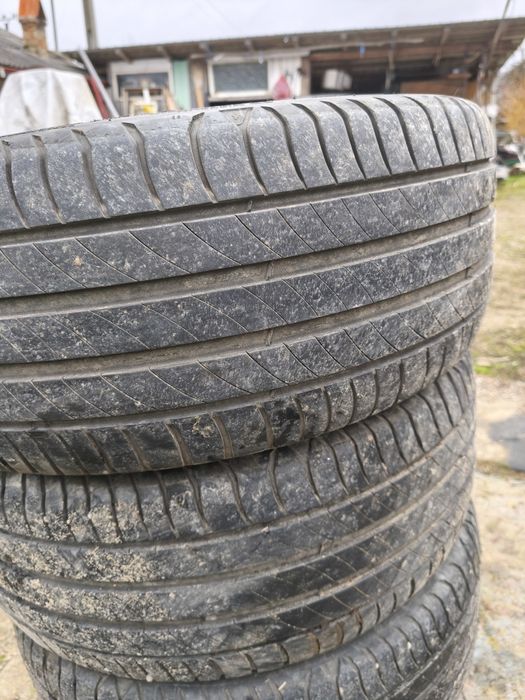 Set 4 jante pe 18 cu anvelope Michelin