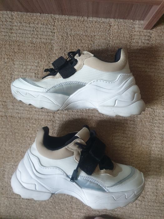 Продаются кроссовки ЗАРА Zara