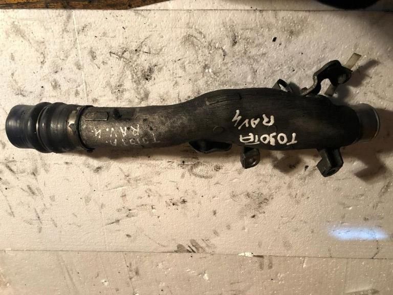 Conducta plus furtun intercooler Toyota RAV 4 2.2 d4d 177 cp