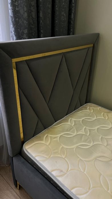 Продам кровать односпальная