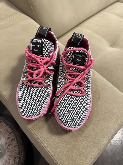 MOSCHINO оригинални сникърси
