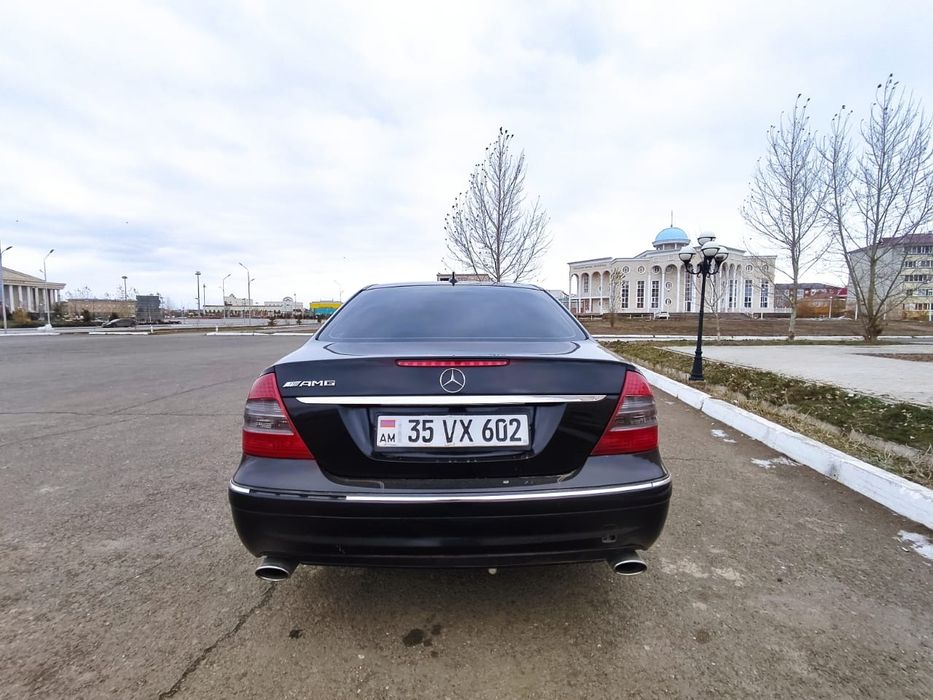 Мерседес бенс w211