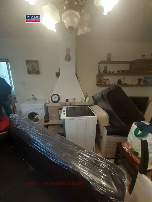 Къща в Плевен, област-с.Горни Дъбник площ 155 цена 75000