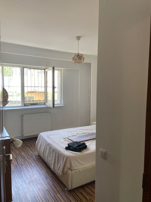 Vand garsoniera 43 mp confort 1