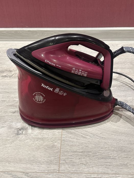 Statie de calcat Tefal