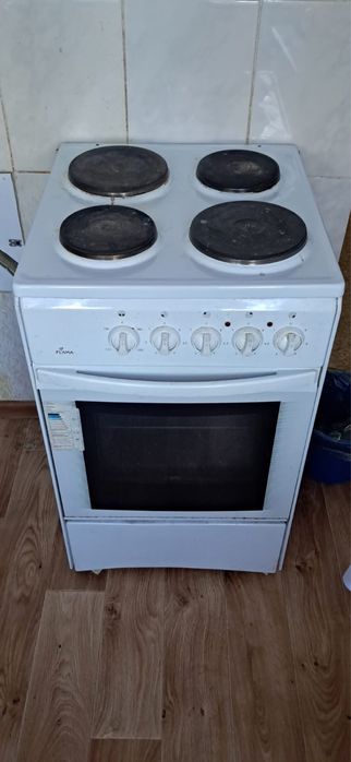 Продам плиту электрическую