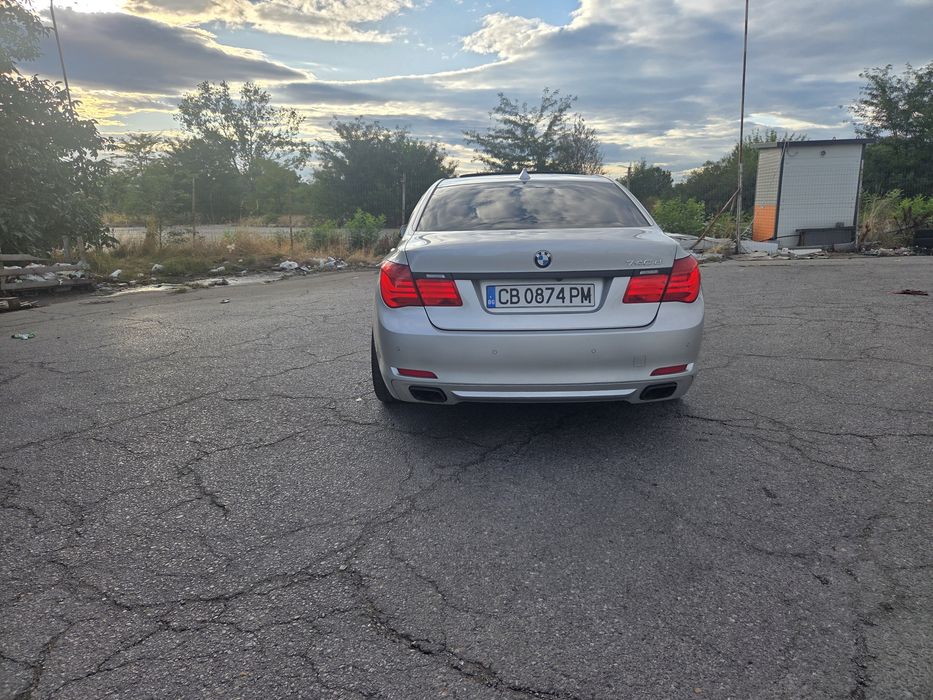 Bmw 740 x-drive/Keyless/Softclose/Distronic+/Carplay
