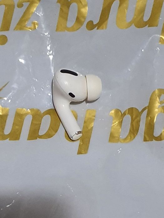 AirPods Pro 1 Левый (A2084) Наушник Оргинал 100% Хорошйе состояния