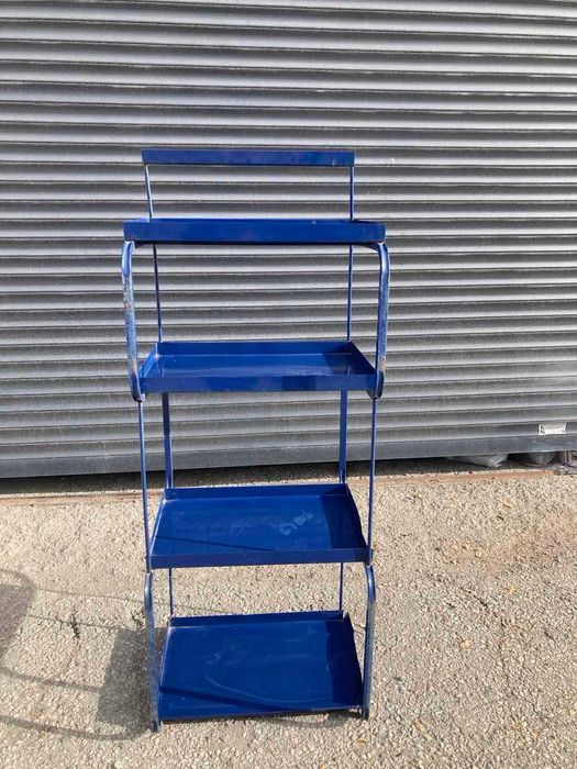 Продава се: Метални сини стелажи – малки и големи