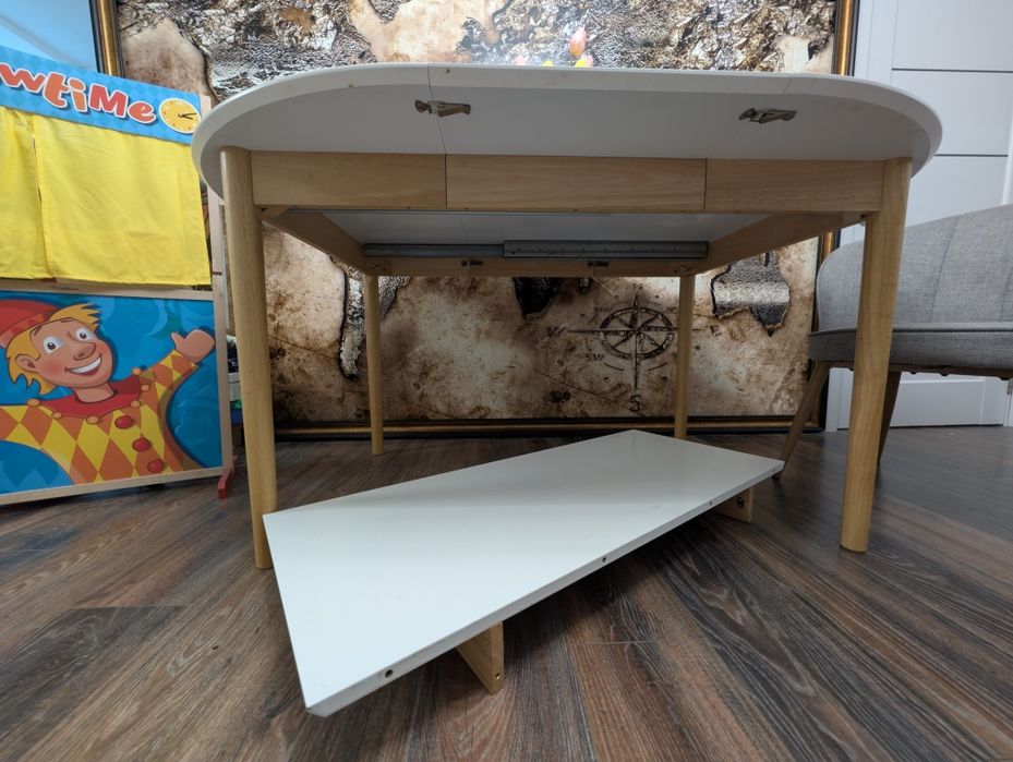 Маса за трапезария - сгъваема