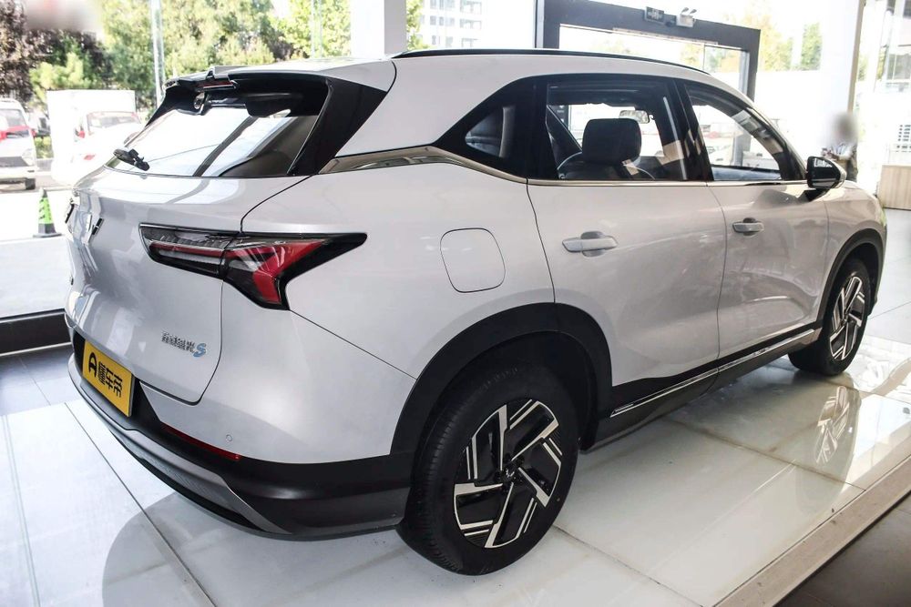 Электромобиль WULING Starlight S ev 530 km, новый Кроссовер