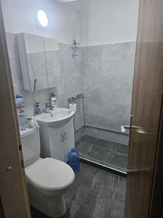 Дава се под наем Двустаен апартамент в Бургас, Възраждане - 64 кв.м за 163.2 € - Снимка #3