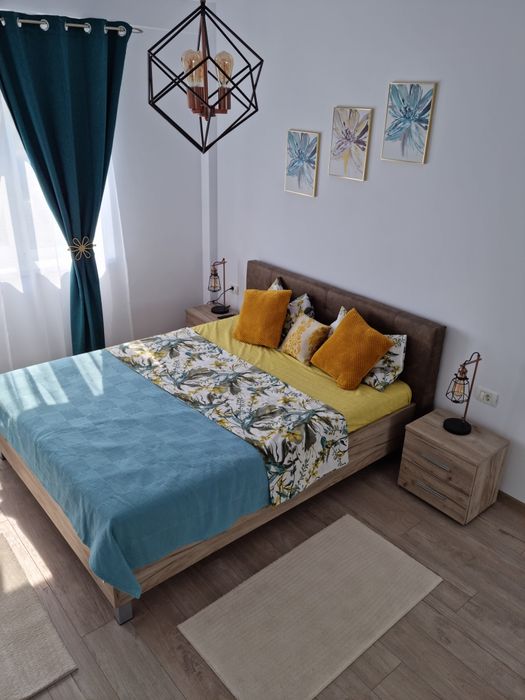 Apartament cu doua camere de inchiriat — fotografia 1