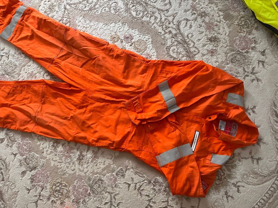 рабочий комбинезон