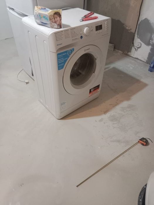 Продам стиральную машину