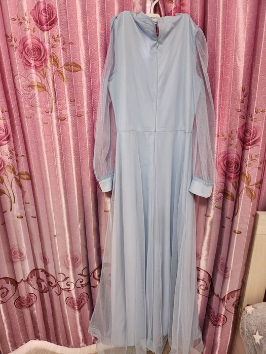 Продам платье за 5000