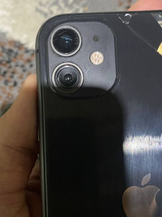 Iphone11 xotirasi128 yomkisti81 ishlashi yaxshi karopka dakement borrr