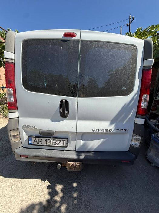 Opel vivaro 2012