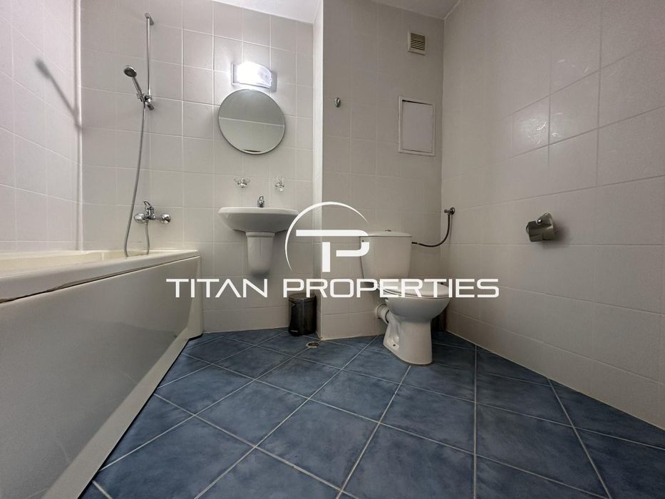 Продава се Тристаен апартамент в Бургас, Сарафово - 131 кв.м за 1107 €/кв.м - Снимка #5