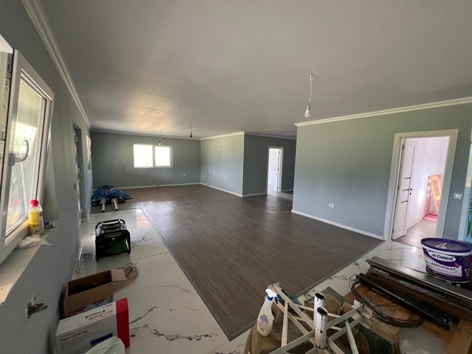 De Vanzare Casa + Proiect Turistic