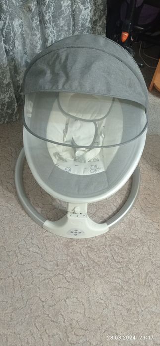 Шезлонг детский .