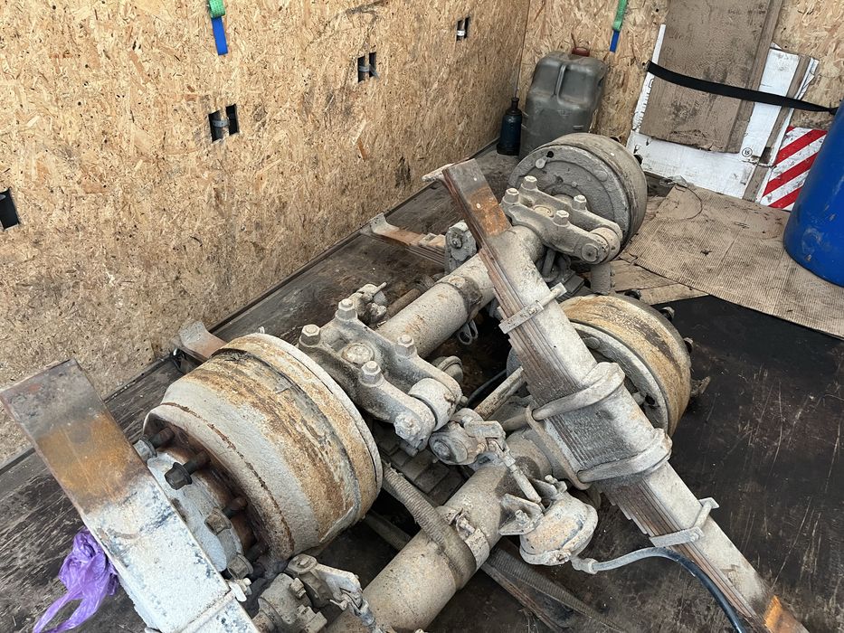 Оси прицепные маз