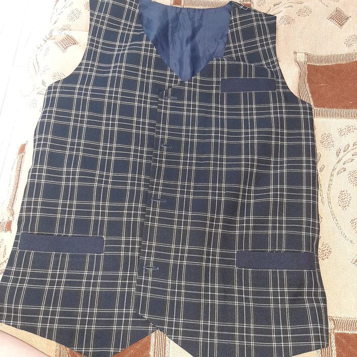 Жилетка школьная  школа 5