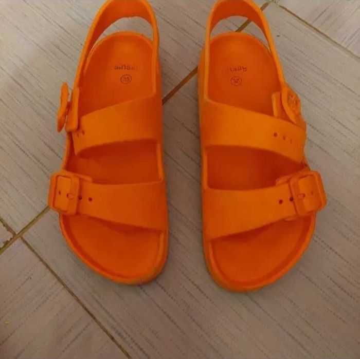 Sandale copii mărimea 35