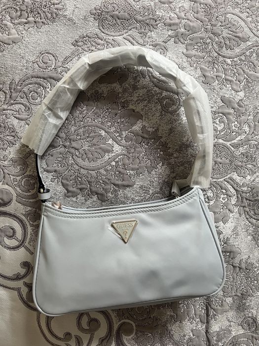 Сумка Guess