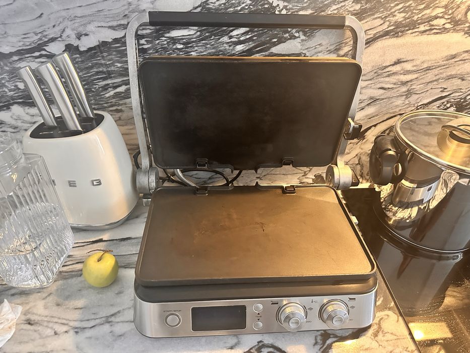 Гриль Delonghi Braun