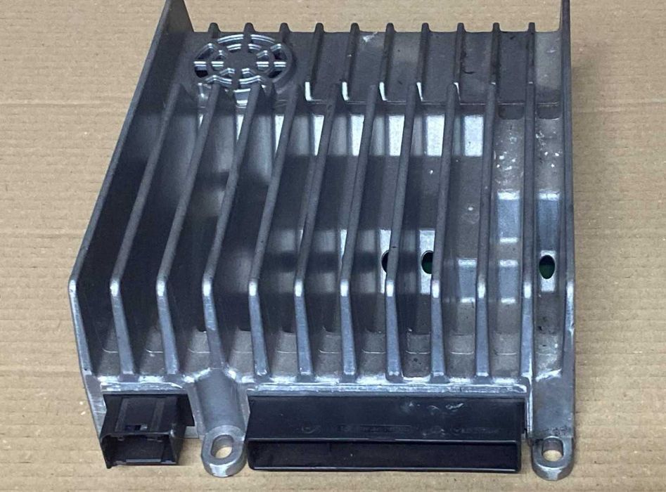 Amplificator Harman Becker Mercedes Benz A2129005213