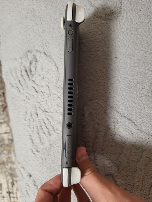 Продам Nintendo switch lite 32gb