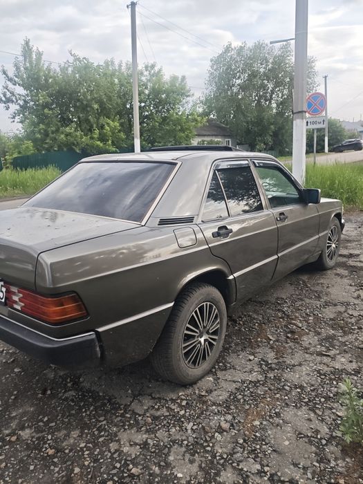 Продам Мерседес 190.