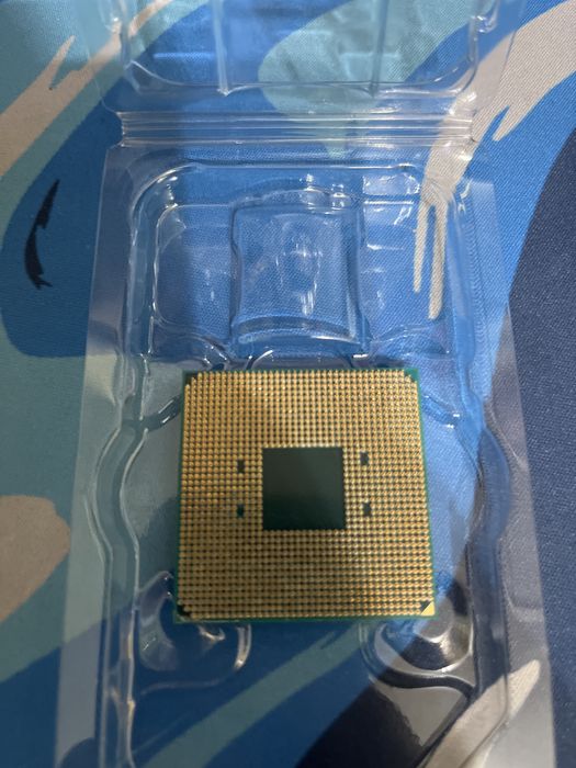 Чисто ново AMD охлаждане + процесор Ryzen 5 2600