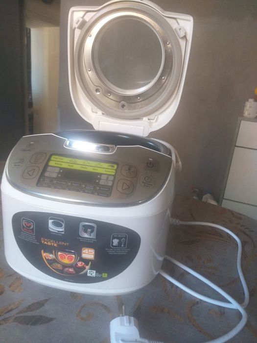 Oală multifuncțională, 45 programe, 5l