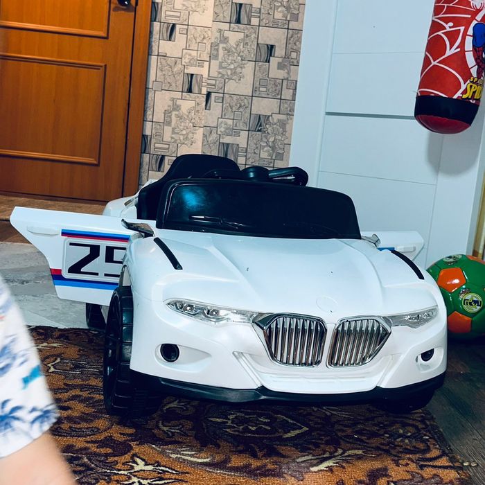 Продам детский машину