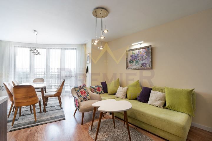 Продава се Тристаен апартамент в Варна, Бриз - 145 кв.м за 1179 €/кв.м - Снимка #1