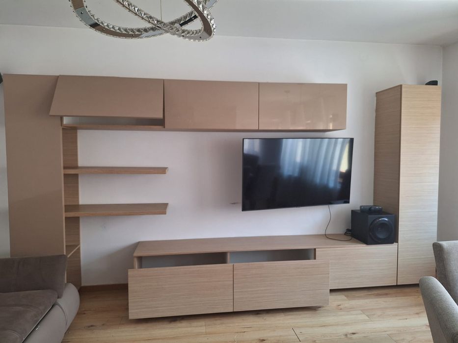 De vânzare mobila living