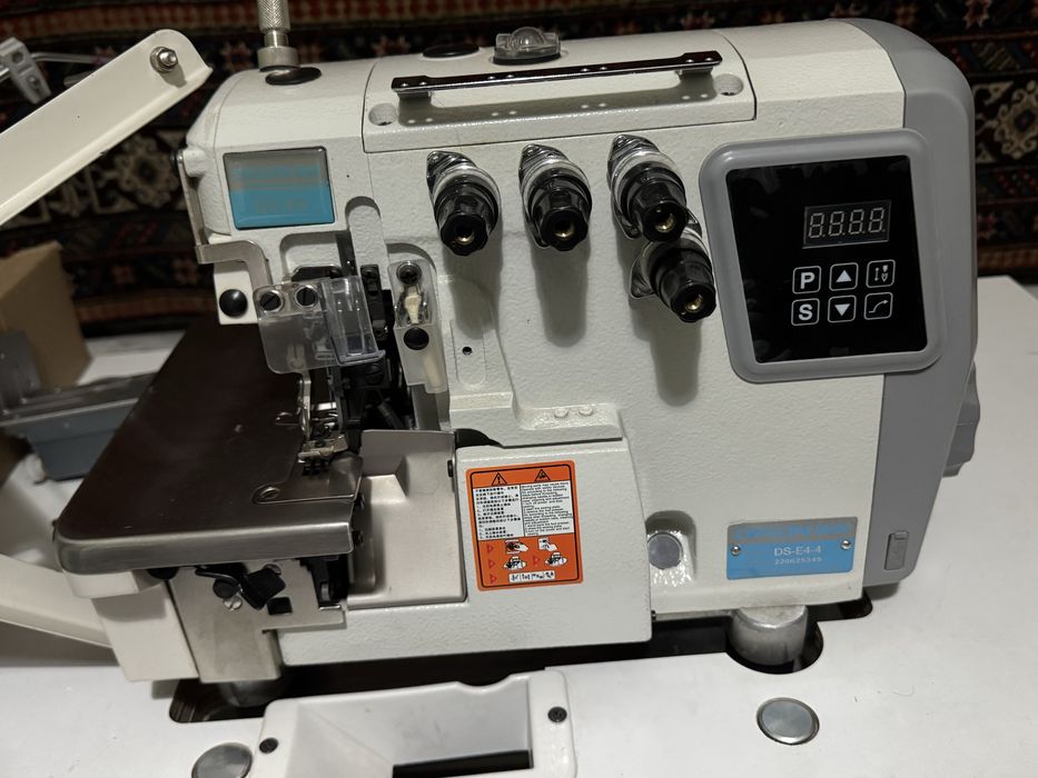 Dison DS-E4-4 Оверлок