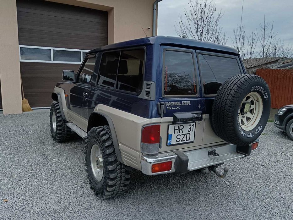 De vânzare Nissan Patrol Y60 SLX – Autoutilitară 2 locuri (Motor: 2.8 Tdi)