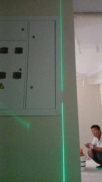 Электромонтажниктар жане комекшилер керек